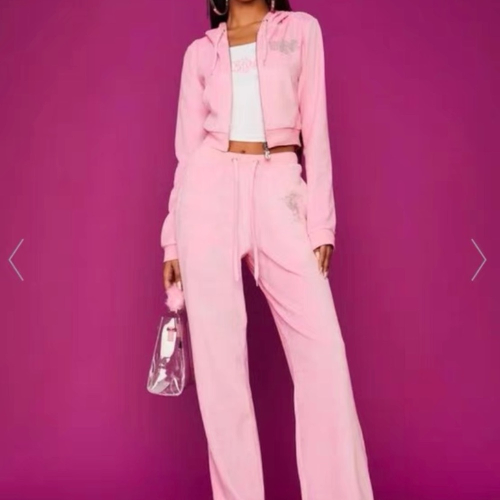 Dollskill bratz velour set
